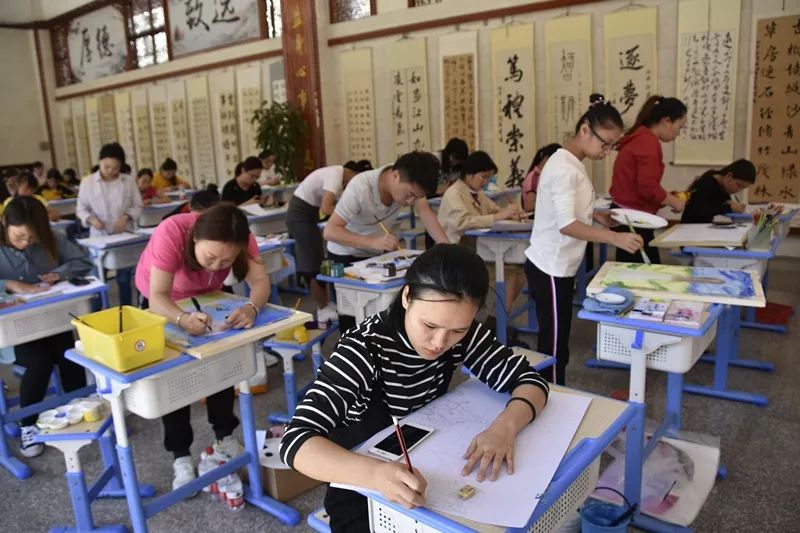 教师节盛典，民办教育协会的光彩篇章