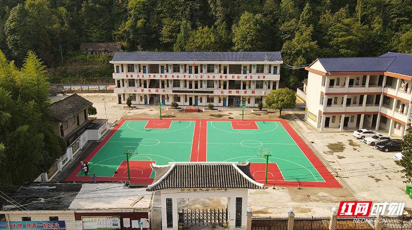 农村寄宿制学校建设工程，探索与实践的详解答问