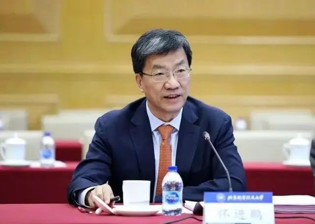 教育部召开2025年代表委员座谈会——共商教育未来，携手共创辉煌
