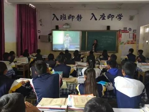 探究教育改变：多重因素共同推动其发展变革